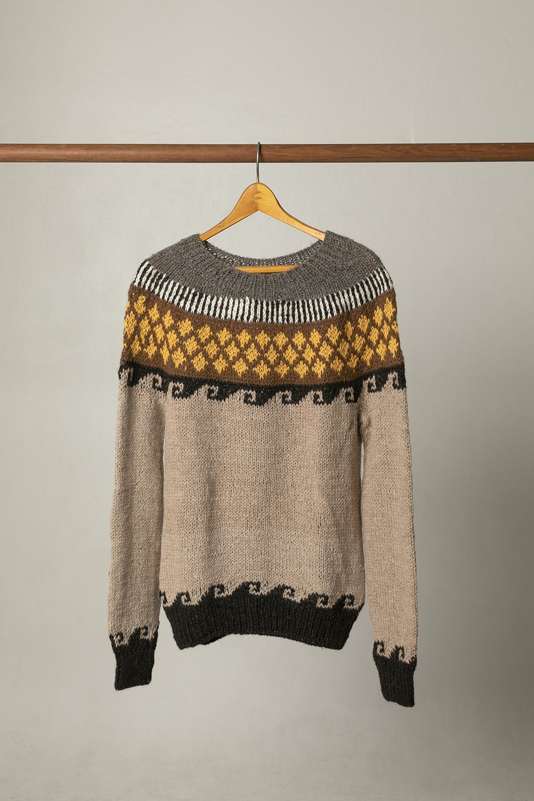 Lama Wollpullover mit Muster