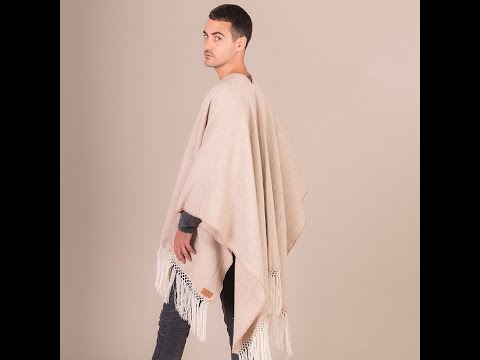 Llama wool poncho with cotton