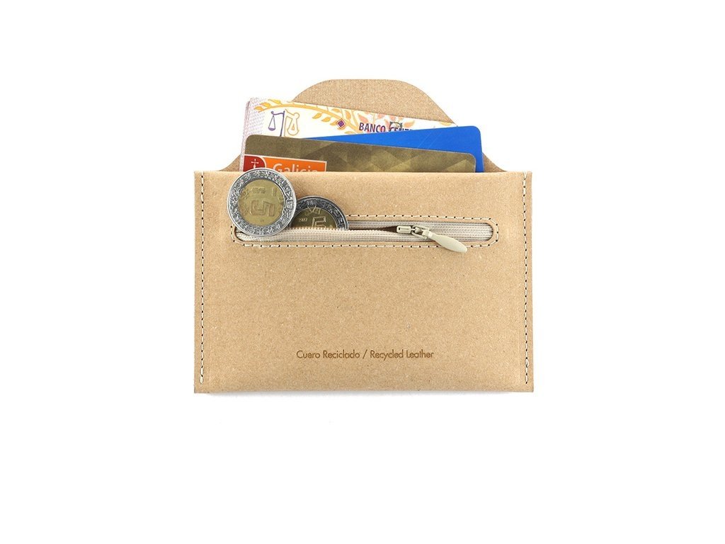 Portemonnaie Corin aus recyceltem Leder Uni Natur